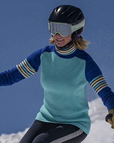 Women's vintage merino wool turtleneck ski sweater